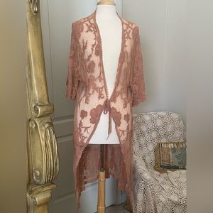 Beautiful Floral lace long tie in front Kimono OS